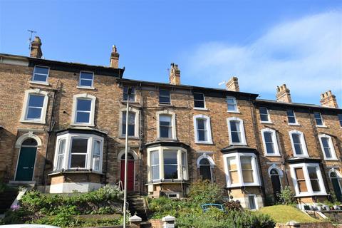 1 bed property, in 32 Westbourne Grove, £88,000