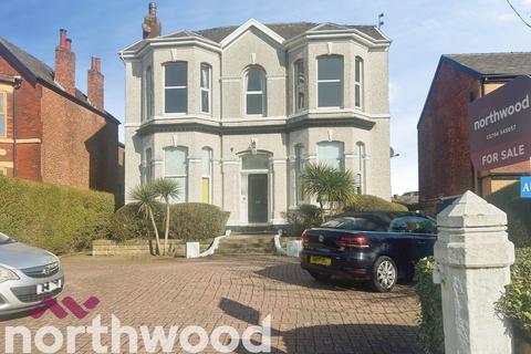 1 bed property, in Sussex Road, £66,000