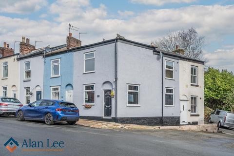 2 bed property, in 39 Crompton Road, £185,000