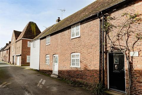 3 bed property, in The Street, £350,000
