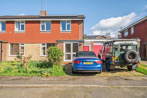 3 bed property, in Riverside, £375,000
