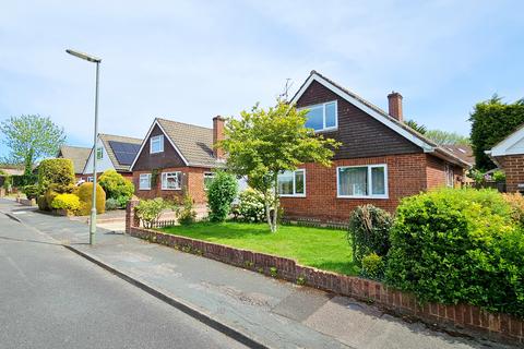 3 bed property, in Bedford Avenue, £475,000