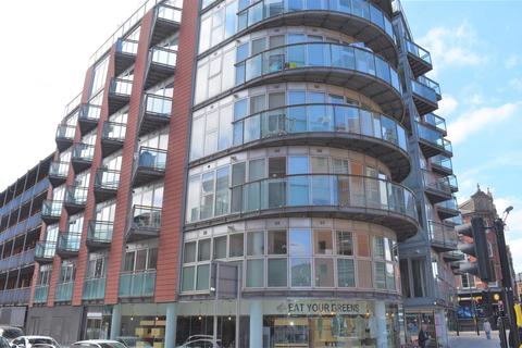 1 bed property, in New York Street, £120,000