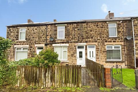 2 bed property, in Gill Street, £60,000