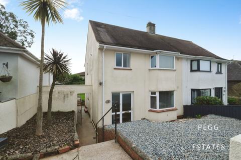 3 bed property, in Dart Avenue, £290,000