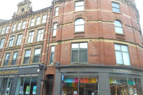 1 bed property, in Dewhirst Buildings, £160,000