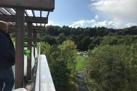 Studio, in Tenanted Studio Apartment - One London Road, £48,500