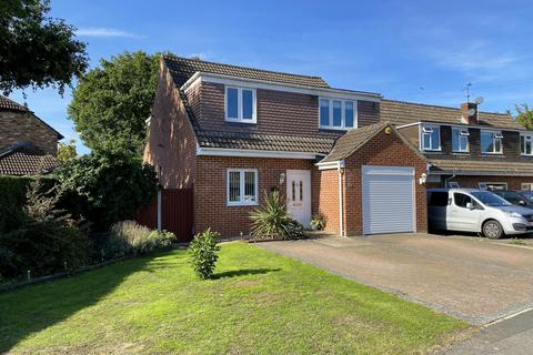 3 bed property, in Robert Way, £600,000