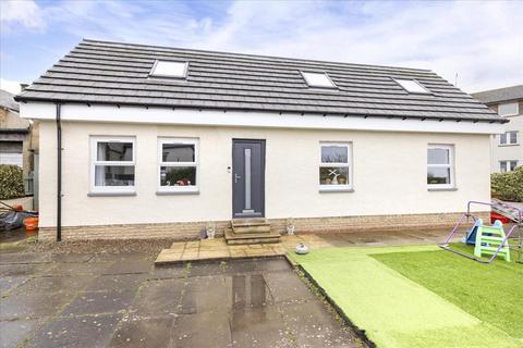 4 bed property, in 28 Newtoft Street, £325,000