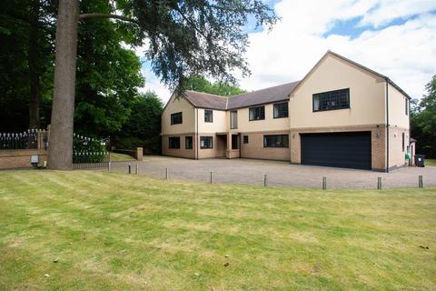 5 bed property, in Hartopp Road, £2,350,000