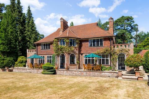 5 bed property, in Wellington Avenue, £3,250,000