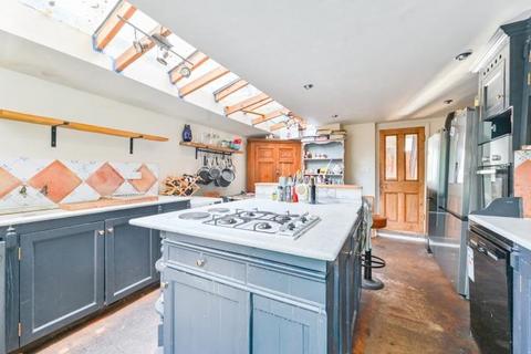 4 bed property, in Knowsley Road, £925,000