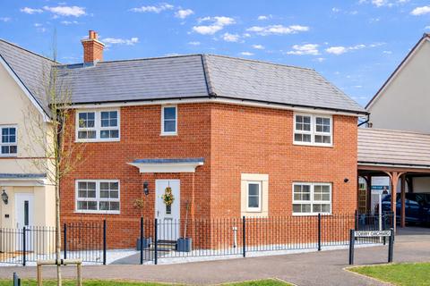 3 bed property, in Torry Orchard, £340,000