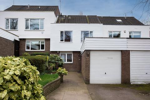 4 bed property, in Hermitage Lane, £1,825,000