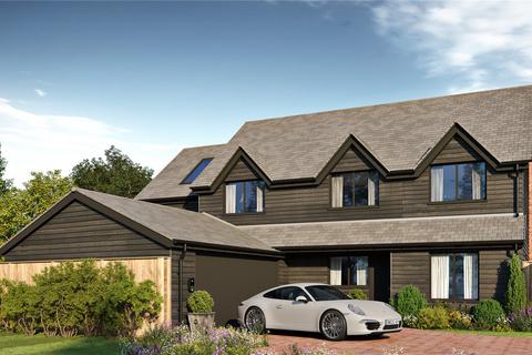 3 bed property, in Ross Road, £700,000
