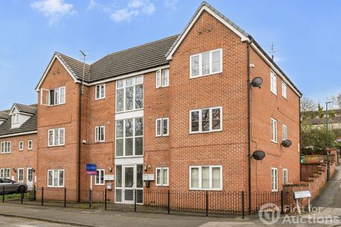 2 bed property, in Westgate Street, £70,000