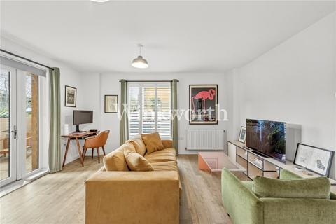 1 bed property, in Rowland Road, £315,000