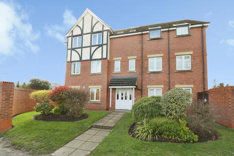 2 bed property, in Springfield Drive, £110,000