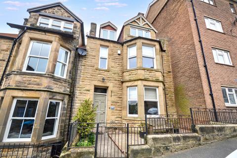 3 bed property, in Argyle Street, £475,000