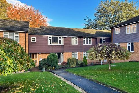 2 bed property, in Ebberston Road West, £199,950