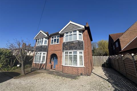 3 bed property, in Hamilton Drive, £415,000