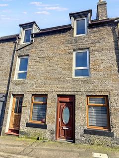 2 bed property, in Macarthur Street, £70,000