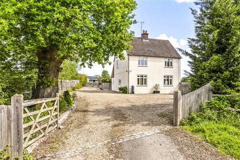 6 bed property, in Station Road, £1,050,000
