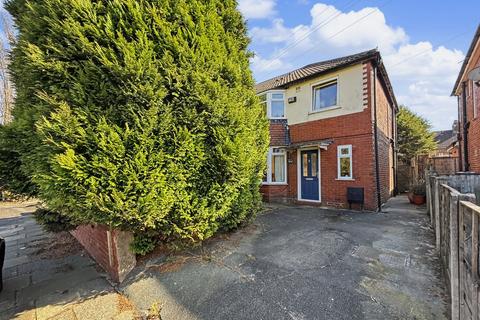 3 bed property, in Chester Avenue, £250,000