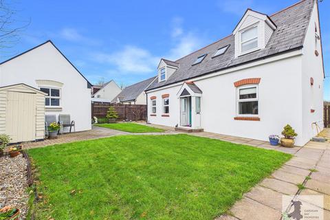 3 bed property, in Cilgerran, £265,000