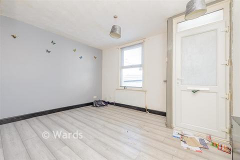 3 bed property, in Charter Street, £195,000