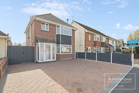 3 bed property, in Stanley Green Road, £475,000