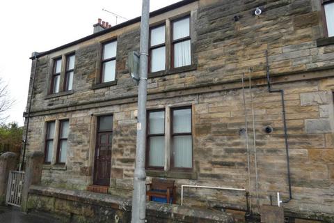 1 bed property, in Eglinton Road, £35,000