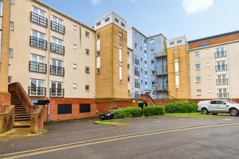 3 bed property, in White Star Place, £210,000