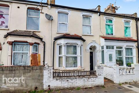 3 bed property, in Waghorn Road Upton Park, £450,000