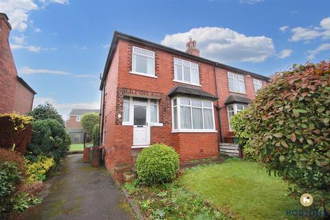 3 bed property, in Wynthorpe Road, £250,000
