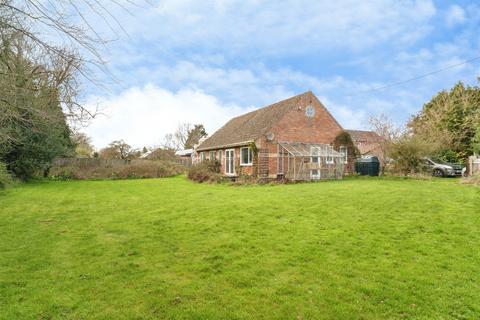 3 bed property, in Providence Place, £375,000