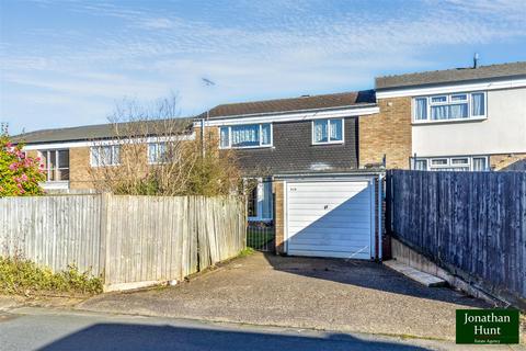 3 bed property, in Wisden Road, £375,000