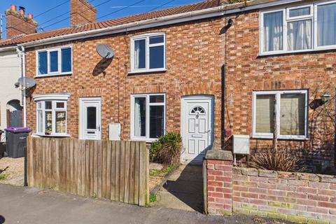 1 bed property, in 41 Mareham Road, £105,000