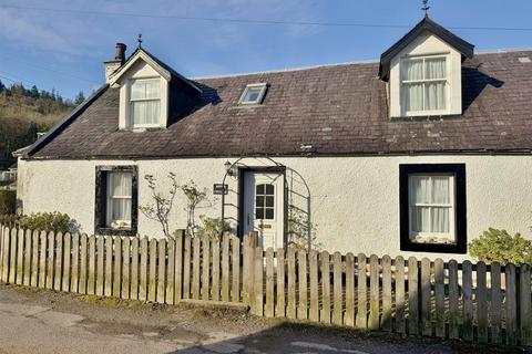 3 bed property, in Beech Cottage, £255,000