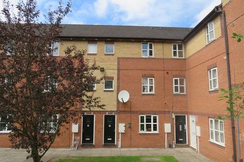 4 bed property, in 19A Denison Court, £100,000