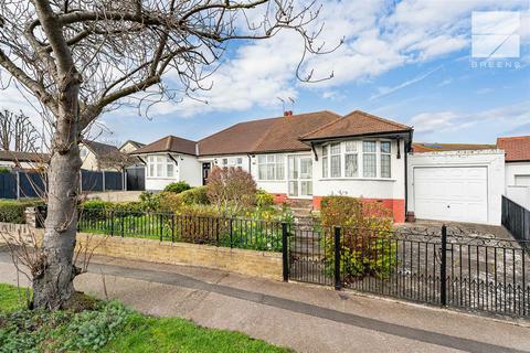 3 bed property, in Valance Avenue, £625,000