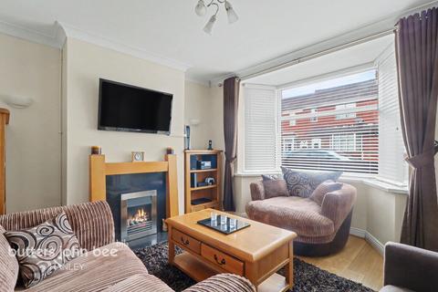 3 bed property, in Adkins Street, £180,000
