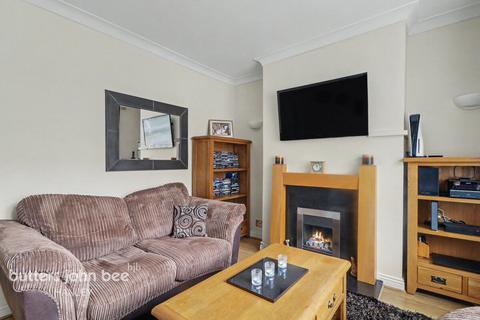 3 bed property, in Adkins Street, £180,000