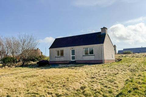 2 bed property, in Garrabost HS2, £130,000
