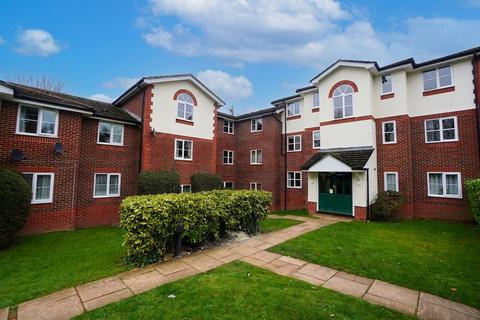 2 bed property, in Queen Alexandra Road, £189,950