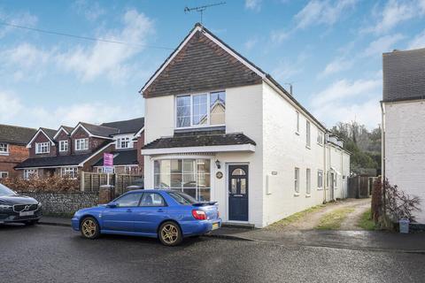 2 bed property, in West Street, £260,000