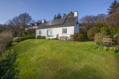 2 bed property, in Tigh An Aighear, £280,000