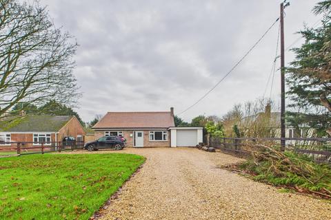 3 bed property, in Drift Road, £475,000