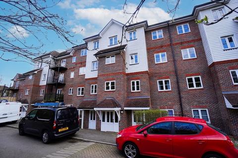 2 bed property, in Freer Crescent, £235,000