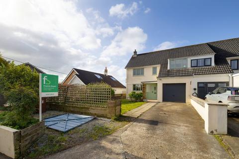 3 bed property, in Saltash PL12, £350,000